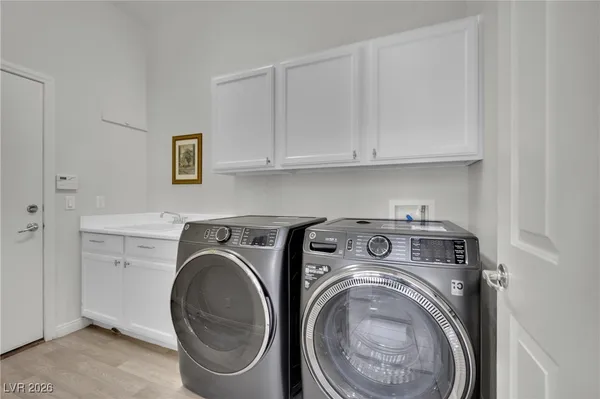 $3,583 | 8012 Gothic Avenue, Las Vegas, NV 89117