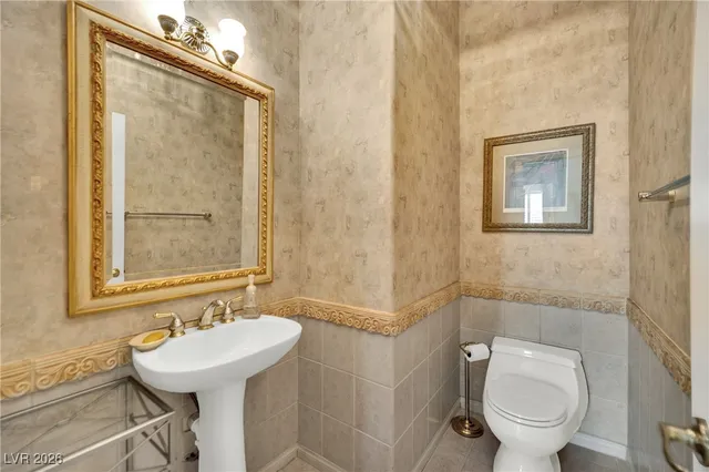 $4,700 | 8012 Gothic Avenue, Las Vegas, NV 89117