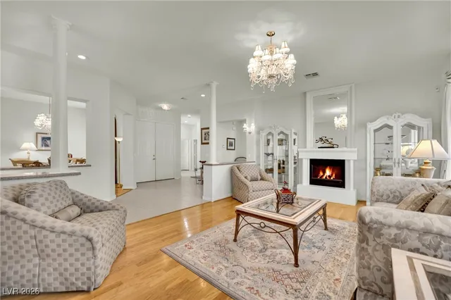 $4,700 | 8012 Gothic Avenue, Las Vegas, NV 89117