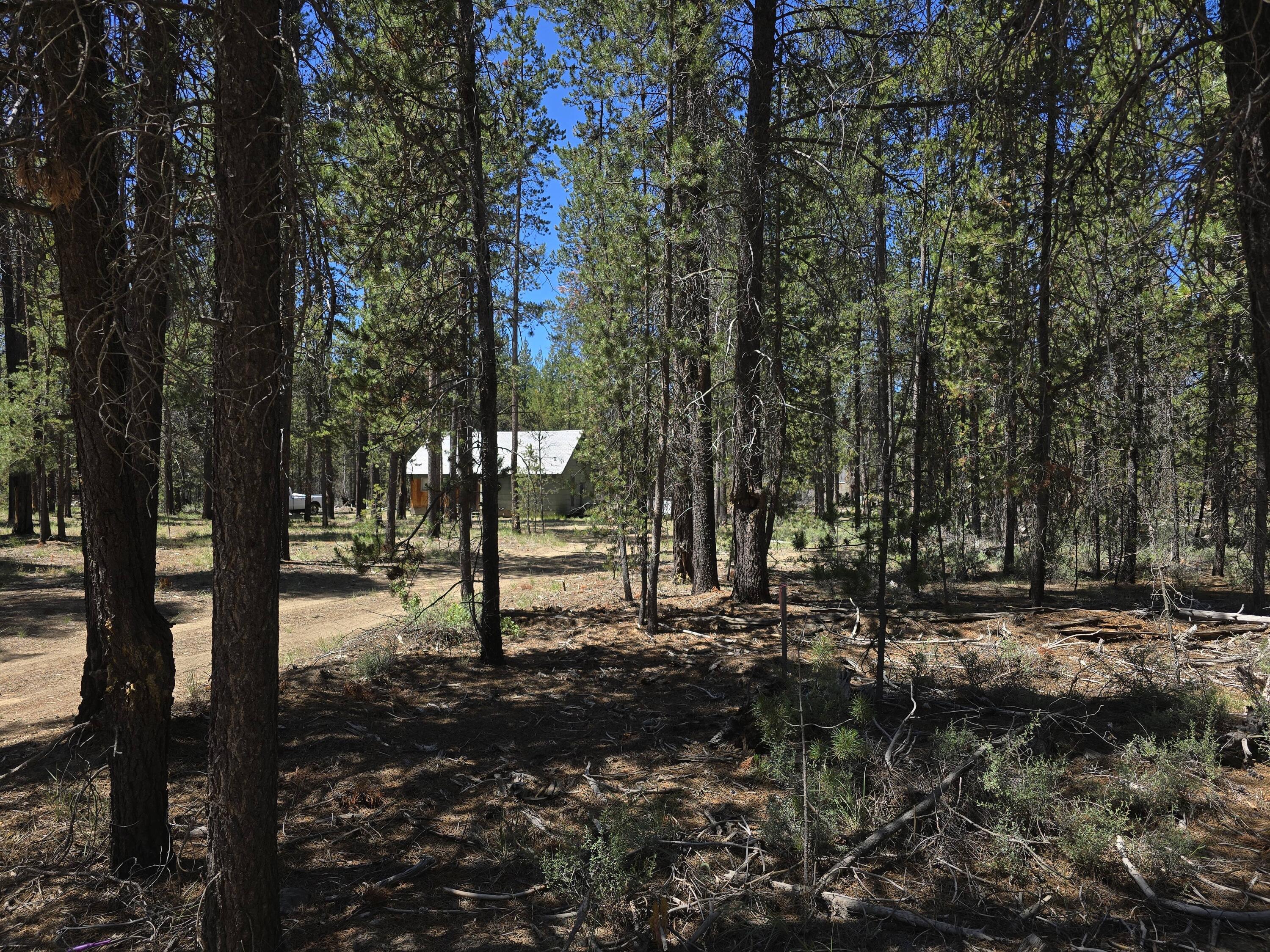 52225 Lechner Lane La Pine, OR 97739 - Photo 1 of 17 Cabin in the Pines