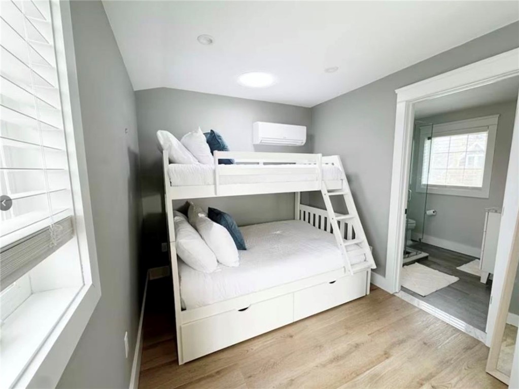 21 Warren Avenue, Unit 21 Middletown, RI 02842 - Photo 15 of 18