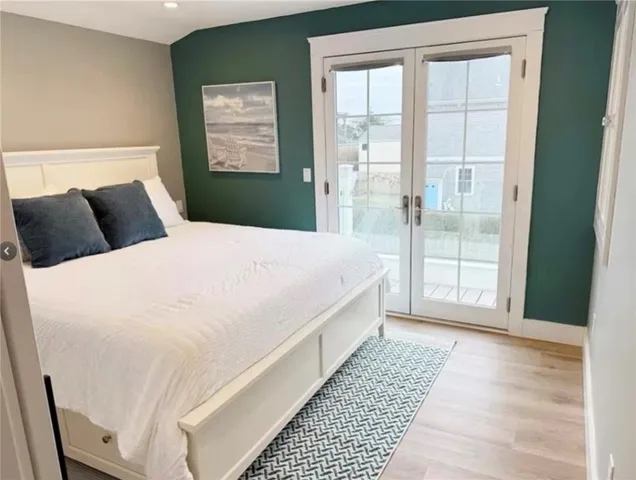 $2,400 | 21 Warren Avenue, Unit 21, Middletown, RI 02842