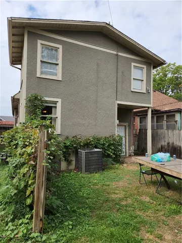 $325,000 | 2525 Holmes Street, Kansas City, MO 64108