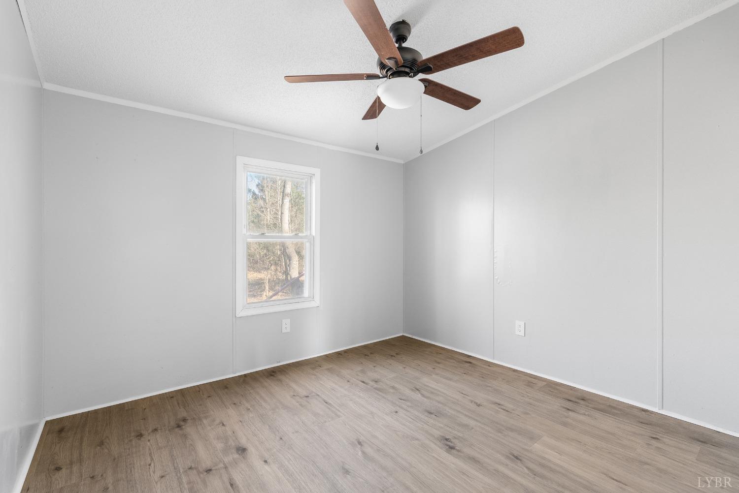 381 Hickeys Road Gretna, VA 24557 - Photo 22 of 37