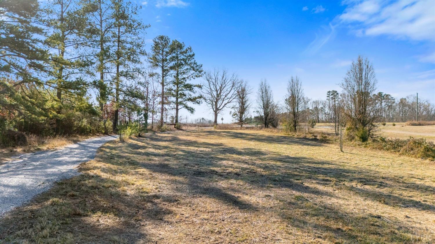 381 Hickeys Road Gretna, VA 24557 - Photo 29 of 37