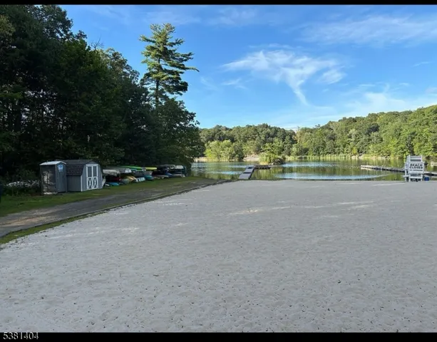 $788,900 | 56 Sleepy Hollow Road, Andover, NJ 07821