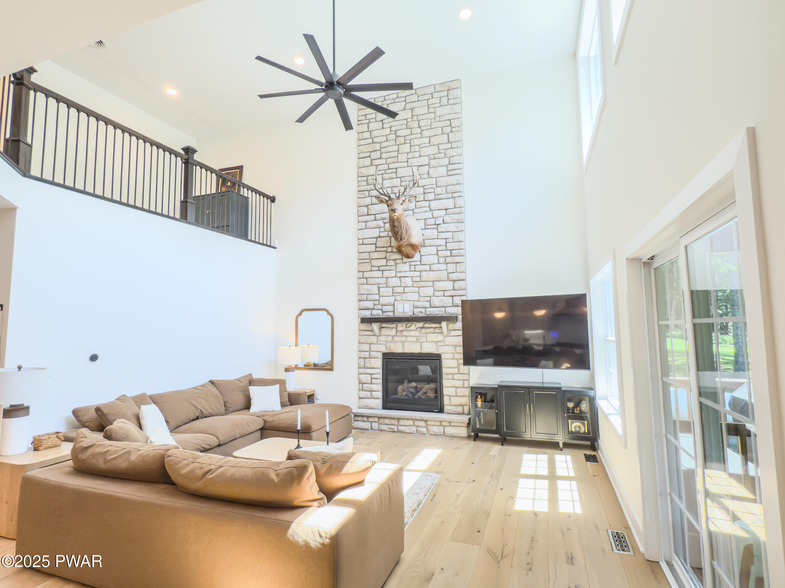115 Marquise Road Tafton, PA 18464 - Photo 15 of 102 IMG_2653 2