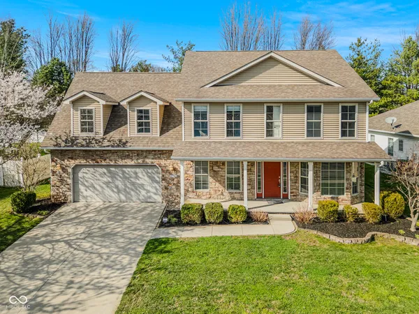 $469,000 | 2296 Berkshire Place North, Columbus, IN 47203