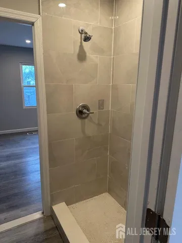 $2,950 | 690 State Street, Perth Amboy, NJ 08861