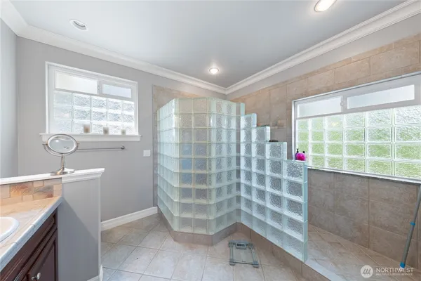 $929,000 | 880 Shoshone Drive, La Conner, WA 98257
