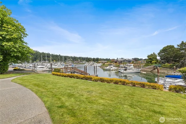 $929,000 | 880 Shoshone Drive, La Conner, WA 98257