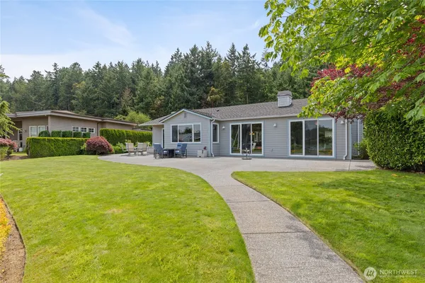 $929,000 | 880 Shoshone Drive, La Conner, WA 98257