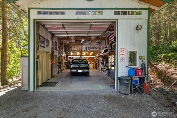 $929,000 | 880 Shoshone Drive, La Conner, WA 98257