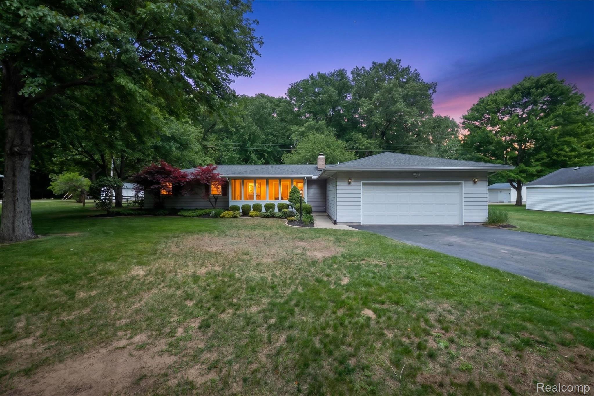 2083 Wells Road Dundee, MI 48131 - Photo 1 of 54 01-2083-Wells-Rd-Dundee-MI-48131-WindowStill.jpg