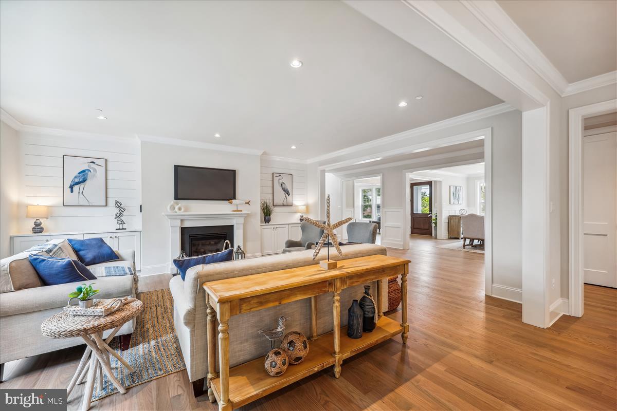 7600 Massena Road Bethesda, MD 20817 - Photo 26 of 102 Family Room