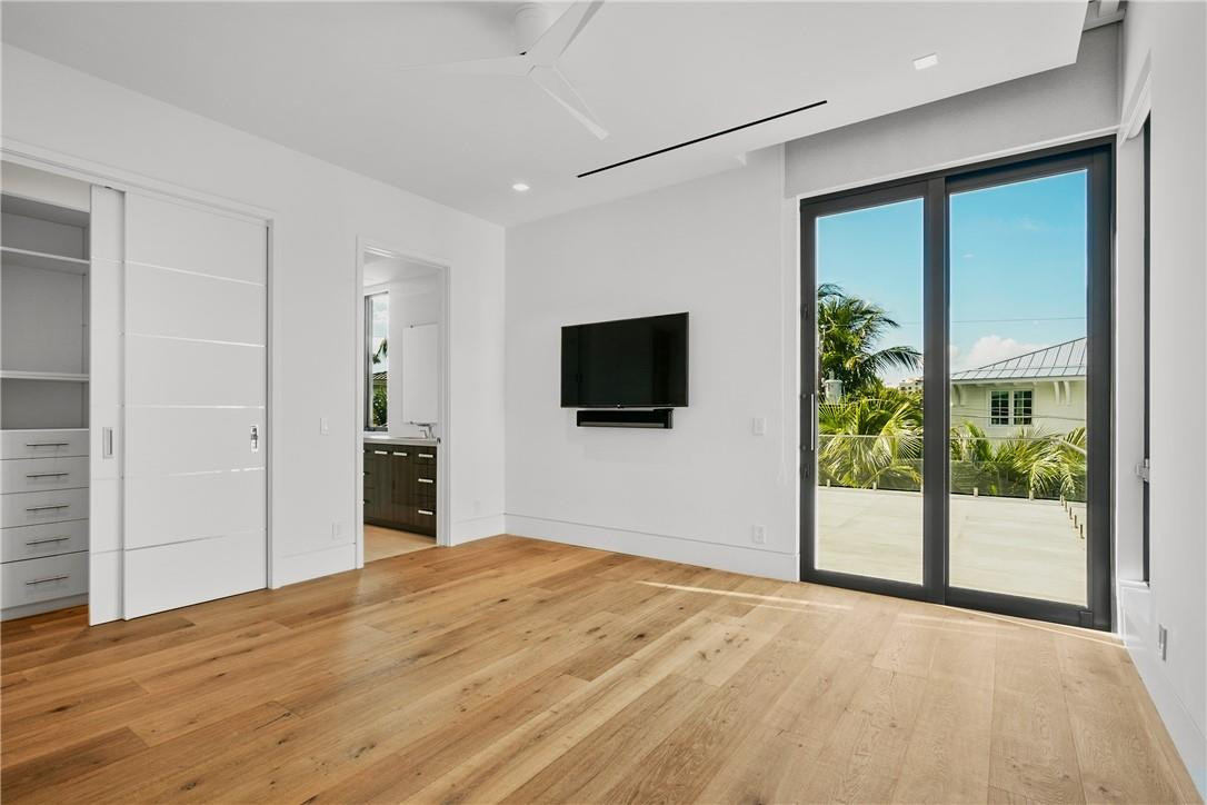 424 Northeast 5th Street Boca Raton, FL 33432 - Photo 28 of 51 a view of a livingroom with a flat screen tv