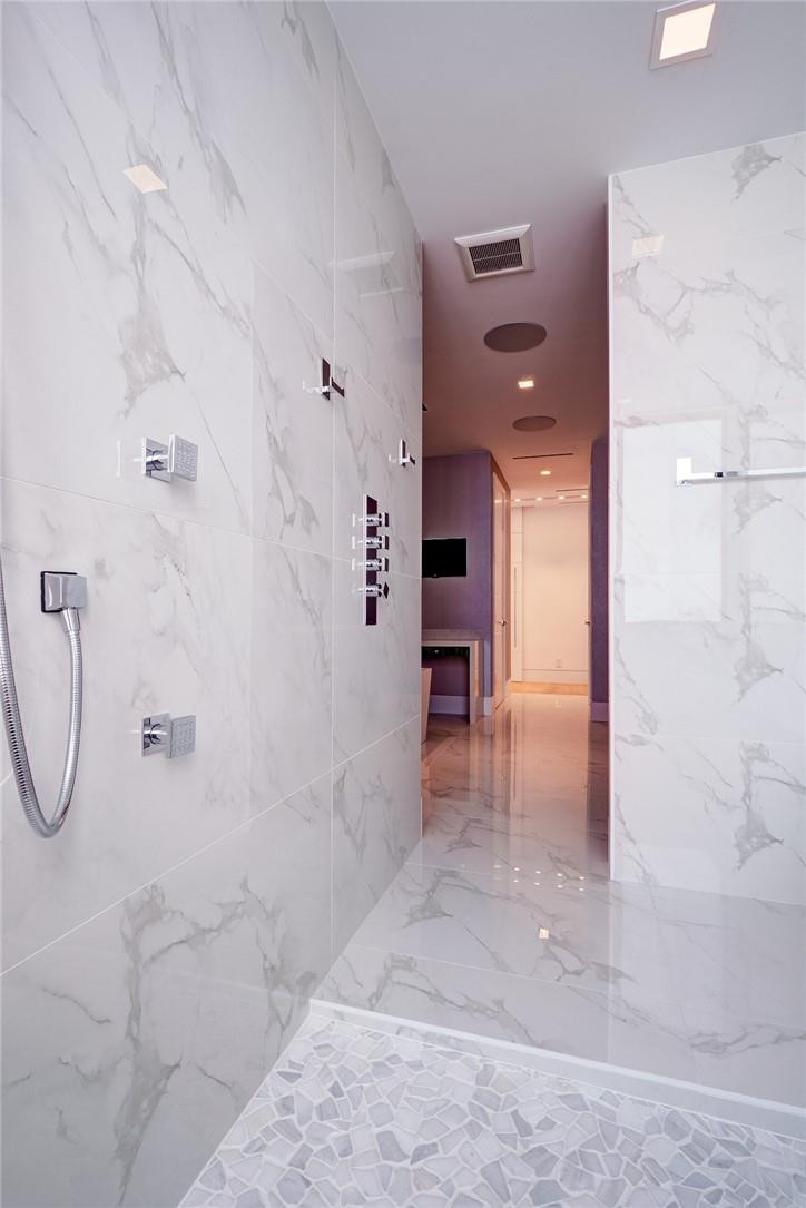 424 Northeast 5th Street Boca Raton, FL 33432 - Photo 34 of 51 a view of a bathroom