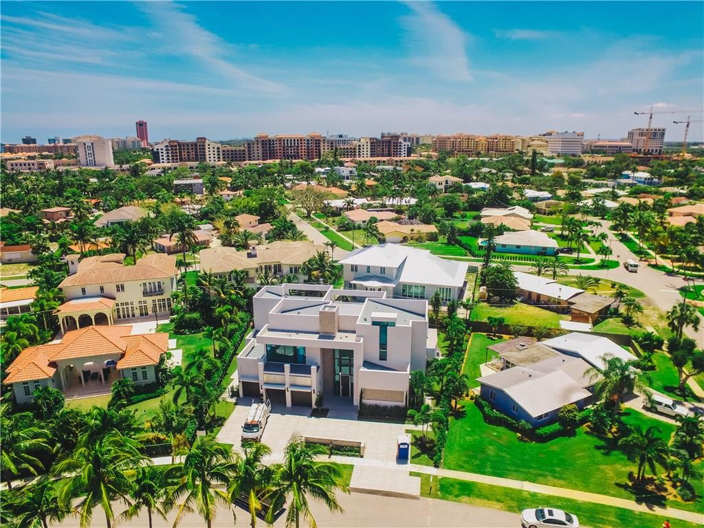 424 Northeast 5th Street Boca Raton, FL 33432 - Photo 45 of 51 an aerial view of a city