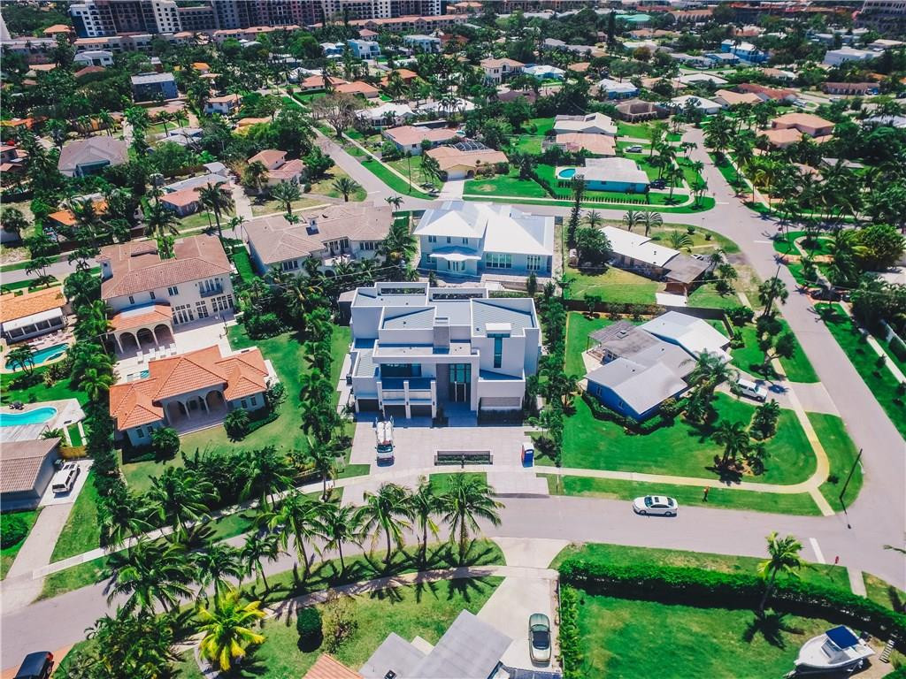 424 Northeast 5th Street Boca Raton, FL 33432 - Photo 47 of 51 an aerial view of a city
