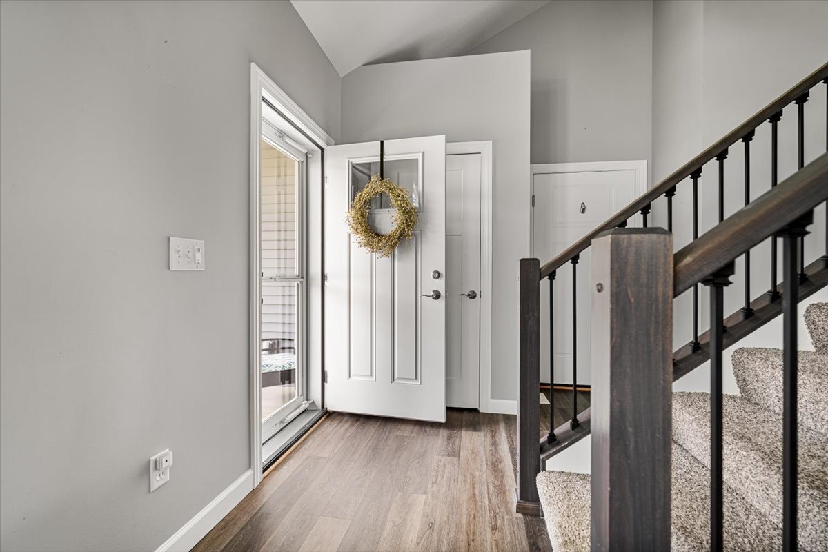 507 Raef Road Downs, IL 61736 - Photo 5 of 37 a view of an entryway with wooden floor