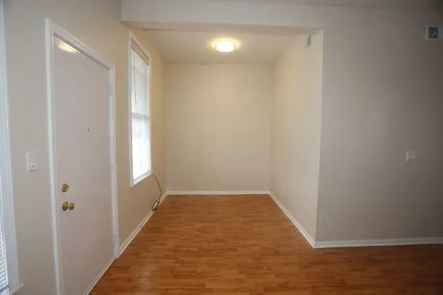 $2,150 | 1473 West Erie Street, Unit 3R, Chicago, IL 60642