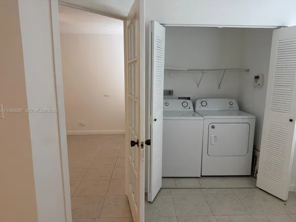 $2,100 | 2826 South University Drive, Unit 3102, Davie, FL 33328