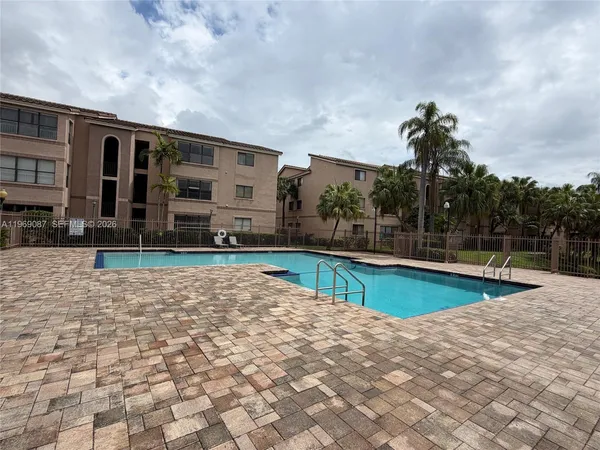 $2,100 | 2826 South University Drive, Unit 3102, Davie, FL 33328