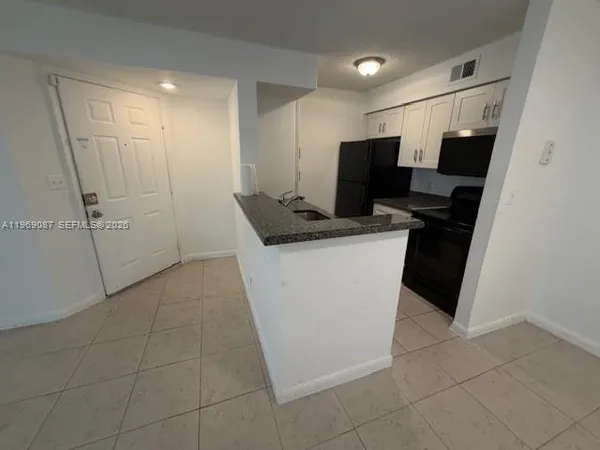 $2,100 | 2826 South University Drive, Unit 3102, Davie, FL 33328