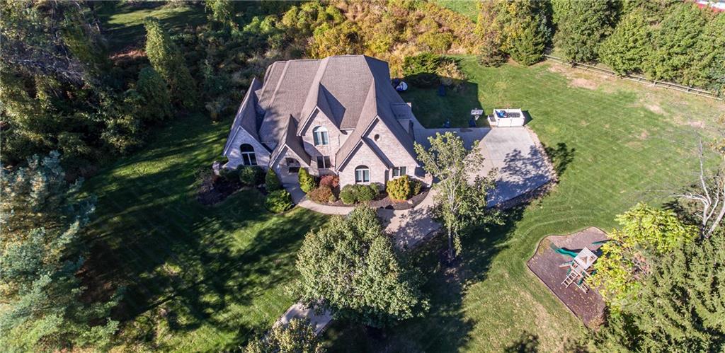 923 Settlers Ridge Road Pittsburgh, PA 15238 - Photo 3 of 25 Gallery Image 3