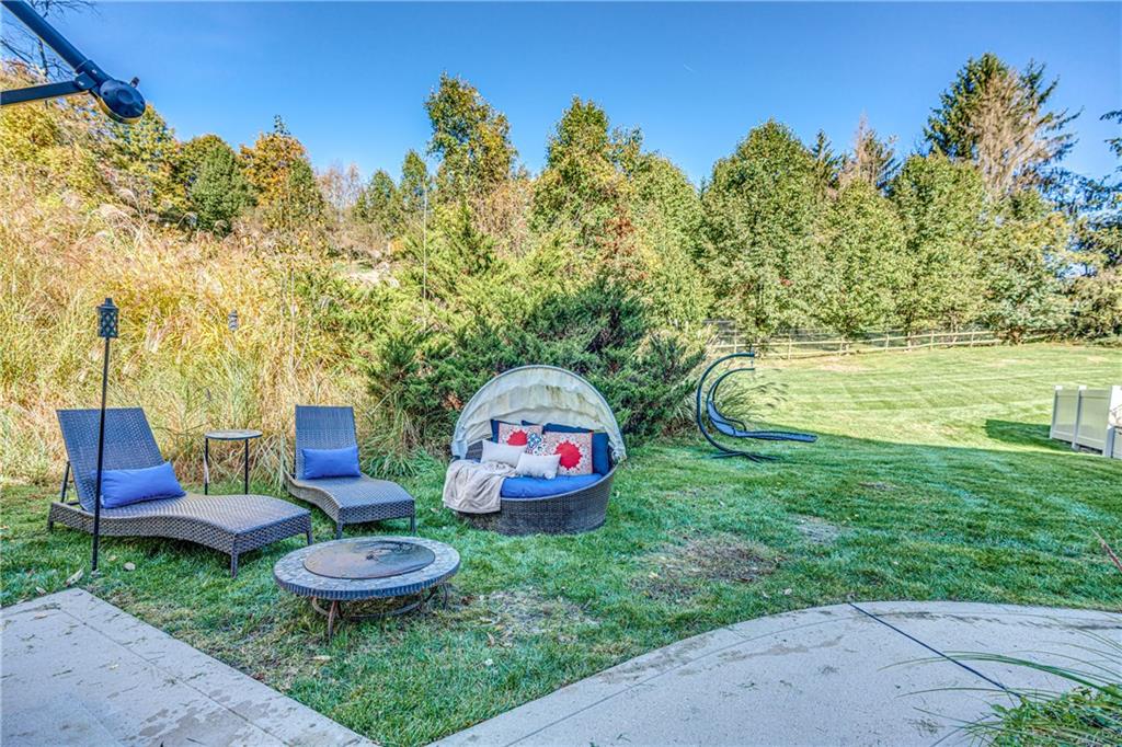 923 Settlers Ridge Road Pittsburgh, PA 15238 - Photo 23 of 25 Gallery Image 23