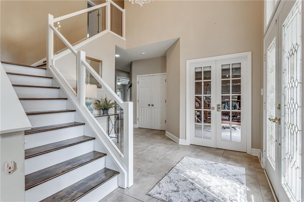 923 Settlers Ridge Road Pittsburgh, PA 15238 - Photo 6 of 25 Gallery Image 6