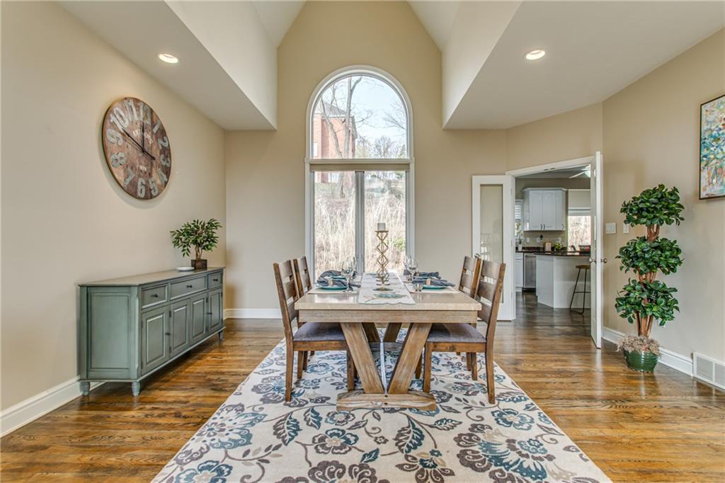 923 Settlers Ridge Road Pittsburgh, PA 15238 - Photo 8 of 25 Gallery Image 8