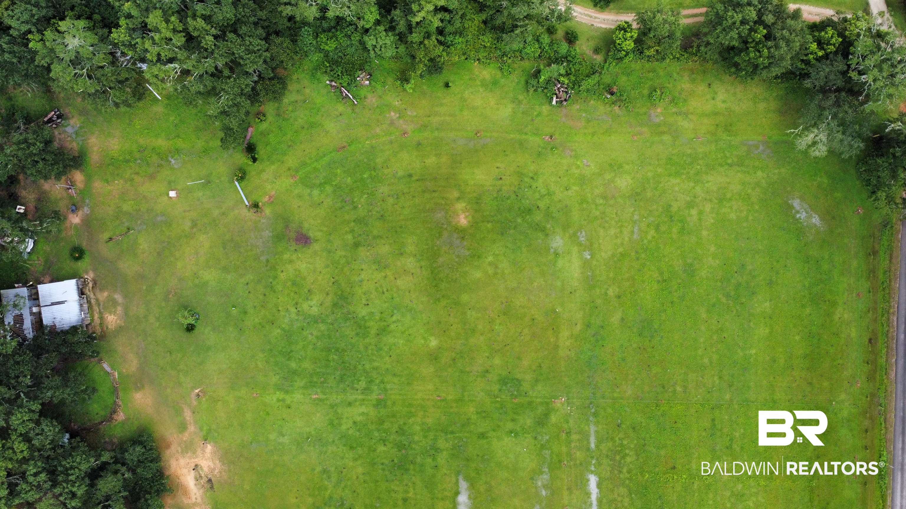 18485 Kendrick Road Robertsdale, AL 36567 - Photo 2 of 17