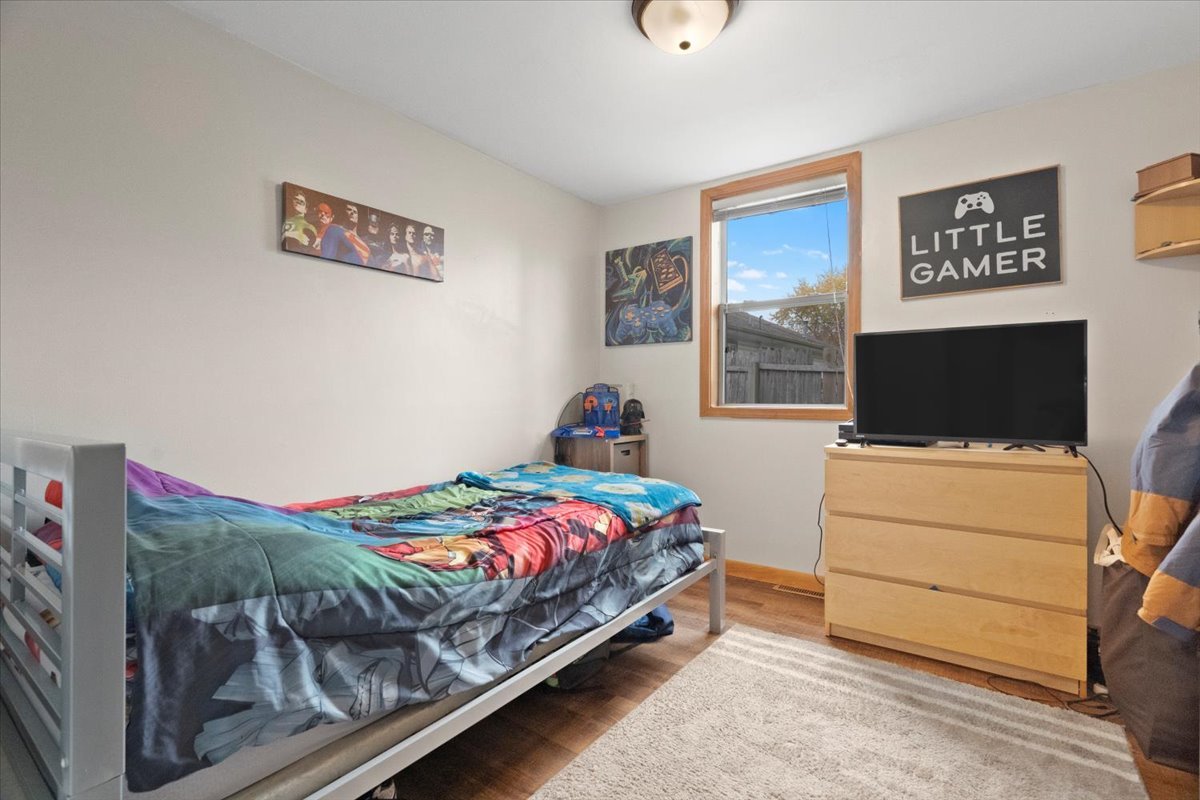 38195 Charleston Road Beach Park, IL 60087 - Photo 14 of 20