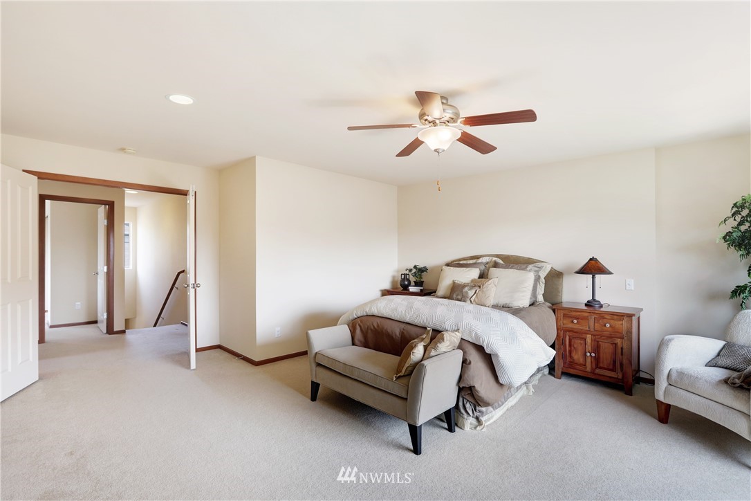 306 Pasco Drive Northeast Renton, WA 98059 - Photo 15 of 25
