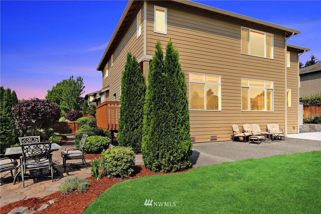 306 Pasco Drive Northeast Renton, WA 98059 - Photo 24 of 25