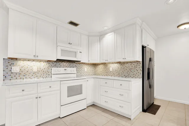 $824,900 | 3 Southeast Paddock Circle, Jupiter, FL 33469