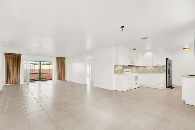 $824,900 | 3 Southeast Paddock Circle, Jupiter, FL 33469