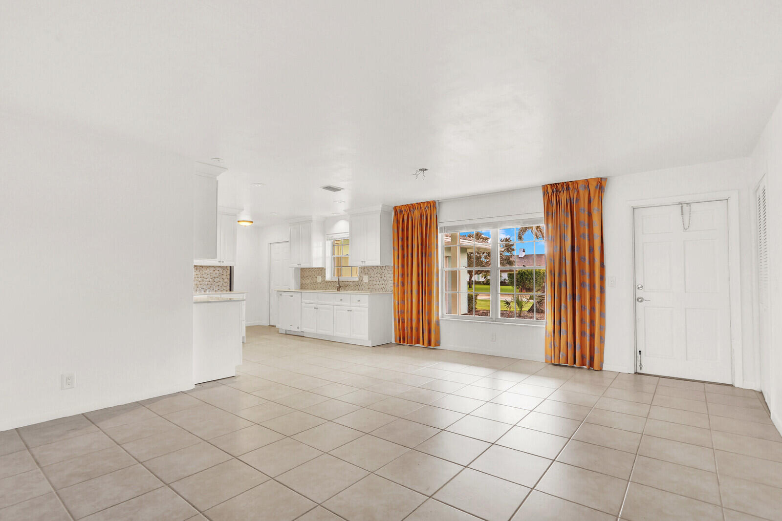 3 Southeast Paddock Circle Tequesta, FL 33469 - Photo 10 of 52 09_Image_11_mls