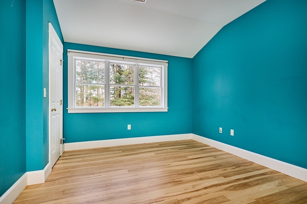 57 Tanglewood Road Amherst, MA 01002 - Photo 36 of 41 Gallery Image 36