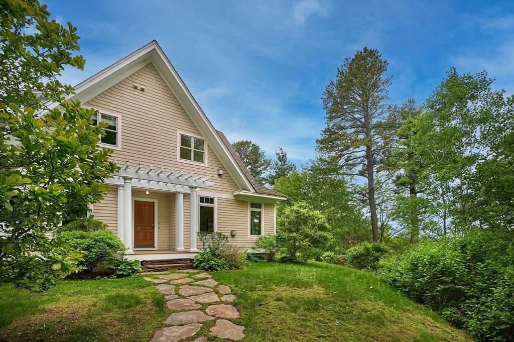 57 Tanglewood Road Amherst, MA 01002 - Photo 4 of 41 Gallery Image 4