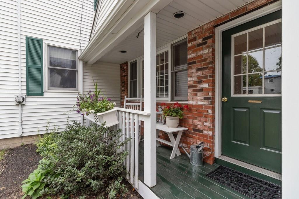 45 Pembrook Road North Andover, MA 01845 - Photo 4 of 37 Gallery Image 4