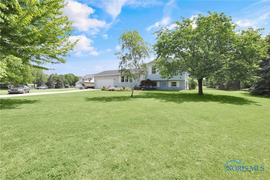 1856 North Wynn Road Oregon, OH 43616 - Photo 2 of 41 Gallery Image 2