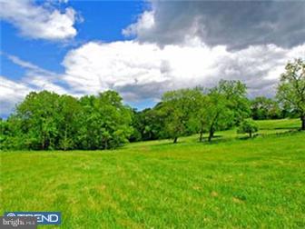 6074 Goshen Road Newtown Square, PA 19073 - Photo 2 of 12 Gallery Image 2