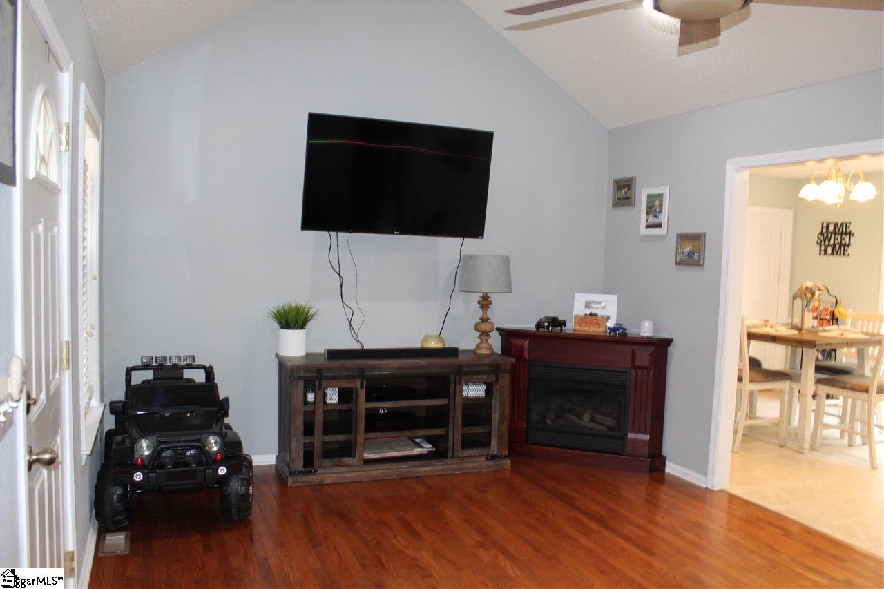 2130 Meece Mill Road Pickens, SC 29671 - Photo 4 of 17