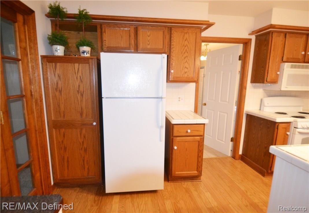 3166 Landview Drive Rochester, MI 48306 - Photo 27 of 66 DSC_0306 (2).JPG