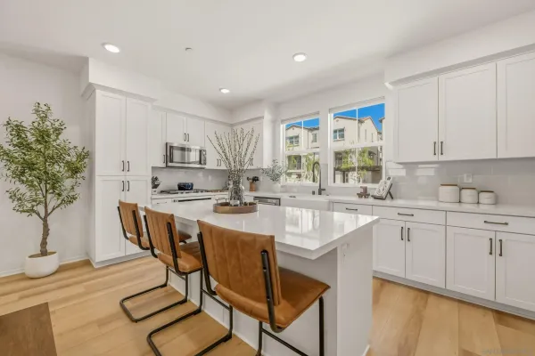 $785,000 | 433 Jupiter Glen, Escondido, CA 92025