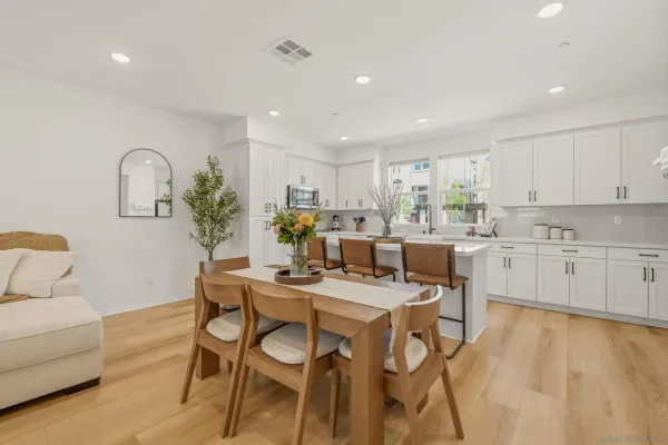 $785,000 | 433 Jupiter Glen, Escondido, CA 92025