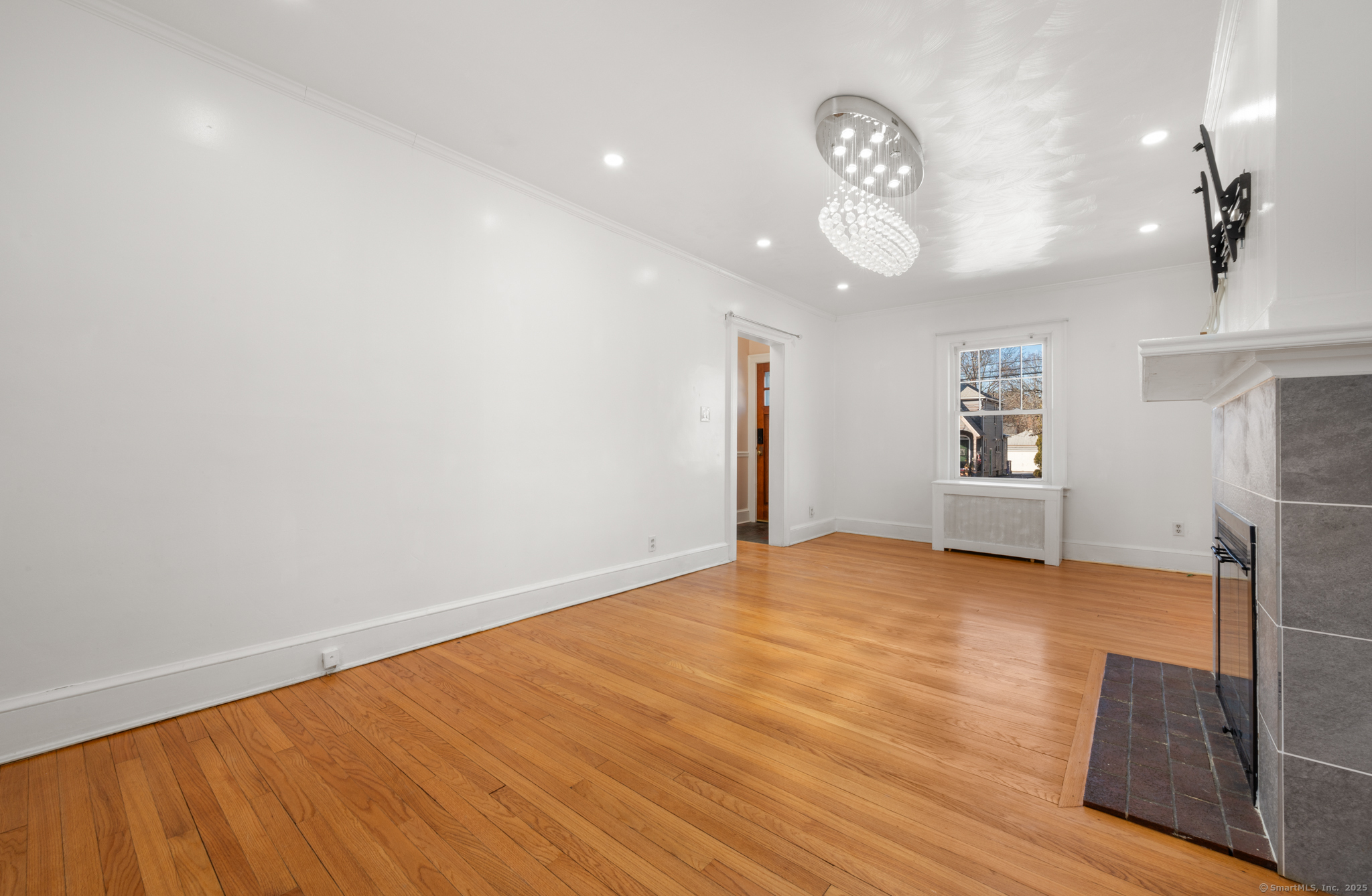 91 Fennbrook Road West Hartford, CT 06119 - Photo 17 of 40