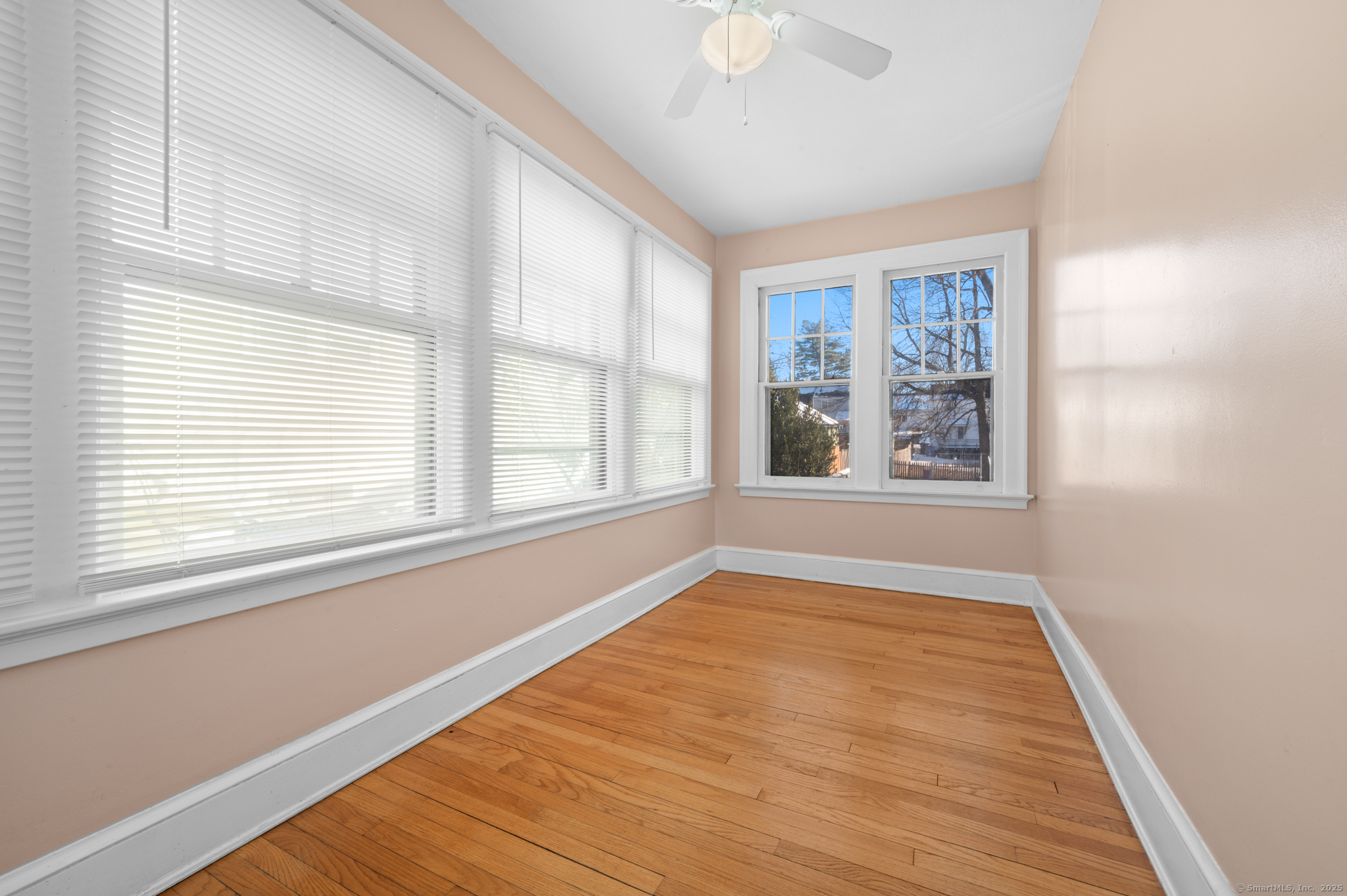 91 Fennbrook Road West Hartford, CT 06119 - Photo 35 of 40